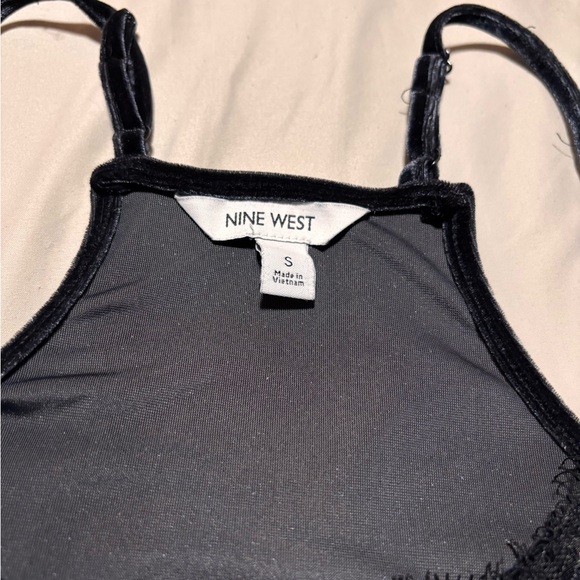 Nine West Elegant Black Velvet Chemise - Picture 3 of 5